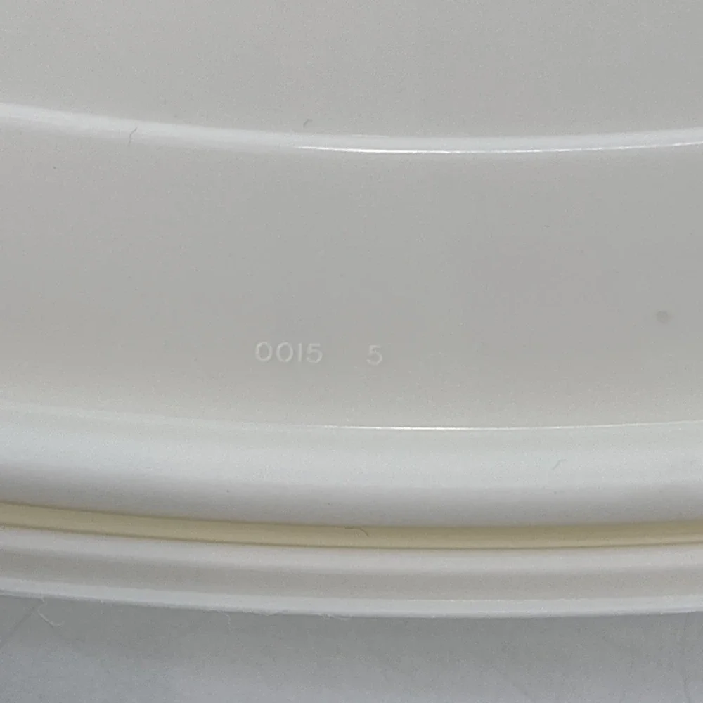 Vintage Rubbermaid Servin Saver #4 Square Lid 0015 Replacement Snap Cover 10.25